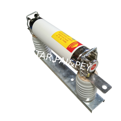 Fuse base high voltage fuse holder