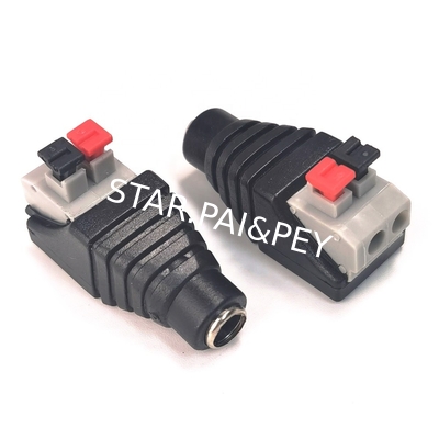 TB femelle de C.C de 2.1mm x de 5.5mm avec d'abaisser la connexion